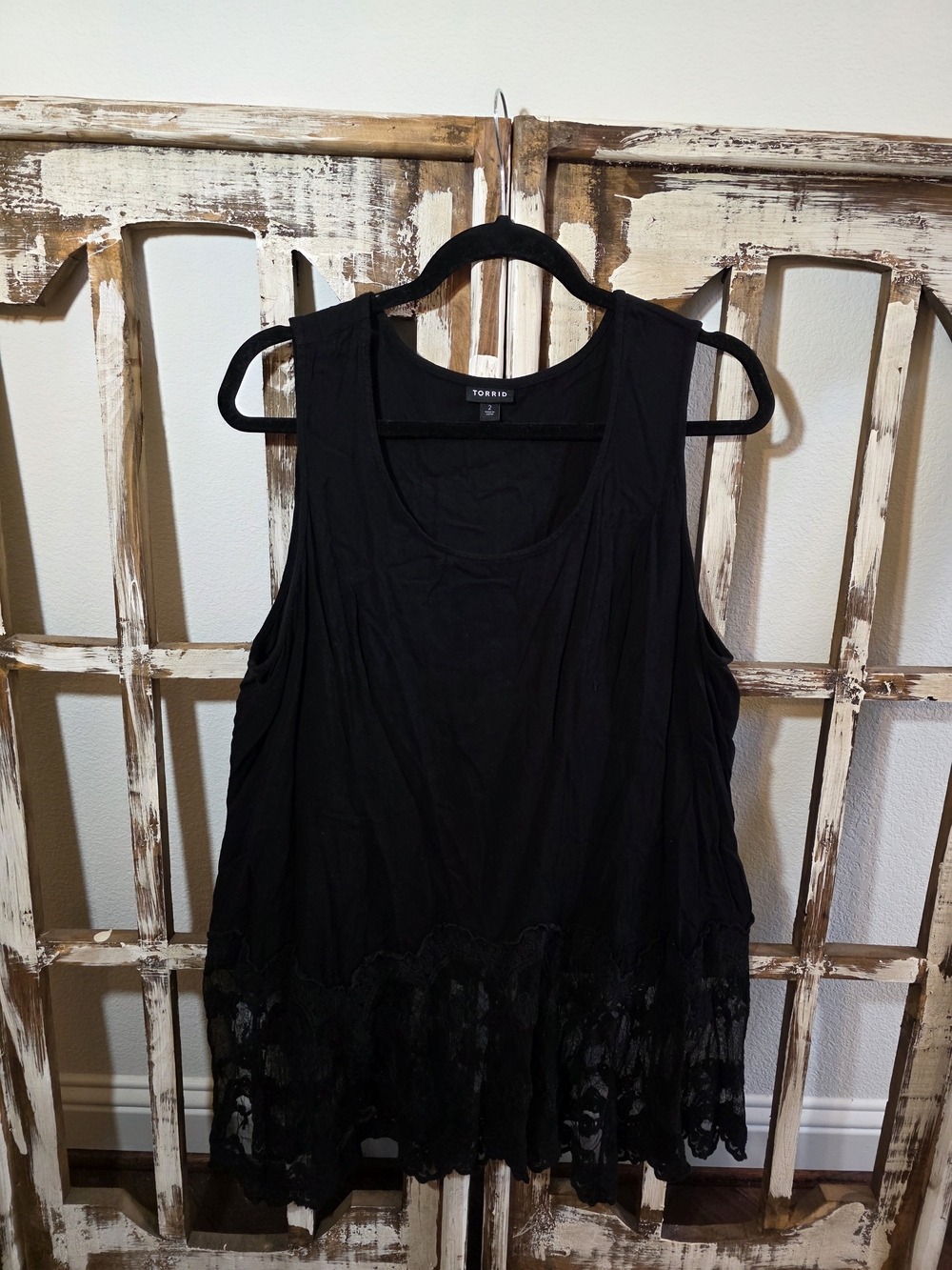 Torrid Black Scoop-Neck Tank with Lace Trim
